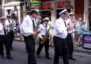 parade jazz new orleans